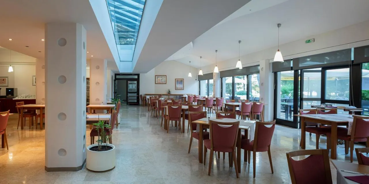 Hotel Flores Porec
